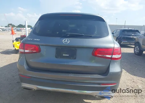 2018 Mercedes-Benz Glc 300 from USA, damaged, VIN WDC0G4JB1JV018024